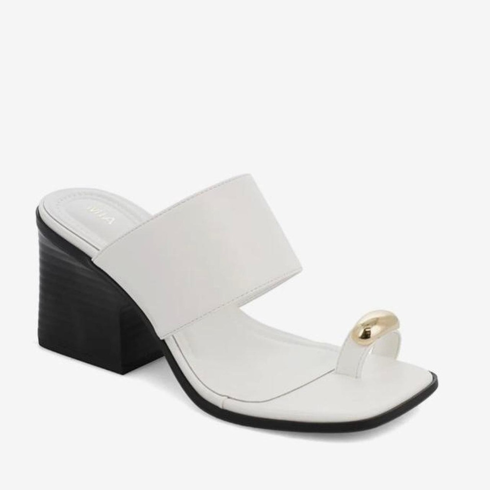 Mia white leather block heel sandals Size 9